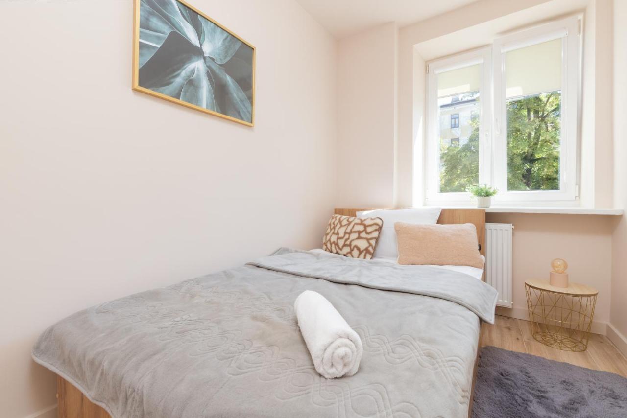 Mokotow Apartments Reytan By Noclegi Renters Warsaw Ngoại thất bức ảnh