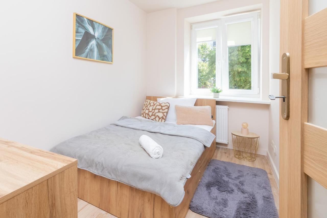 Mokotow Apartments Reytan By Noclegi Renters Warsaw Ngoại thất bức ảnh