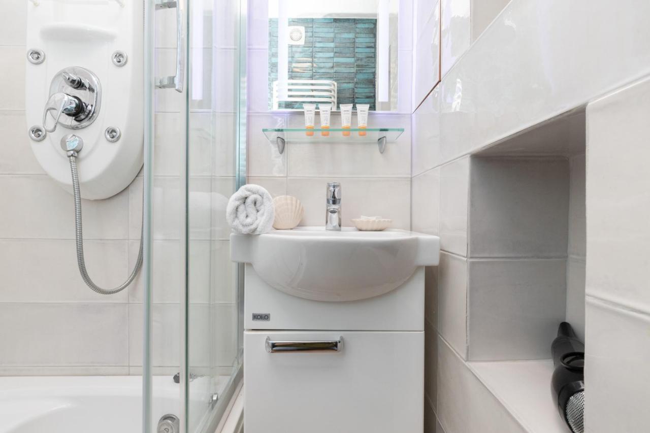 Mokotow Apartments Reytan By Noclegi Renters Warsaw Ngoại thất bức ảnh